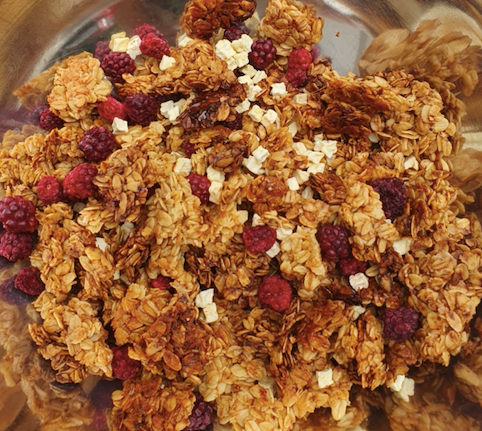 Scrumpy Crunch – Apple & Blackberry Granola